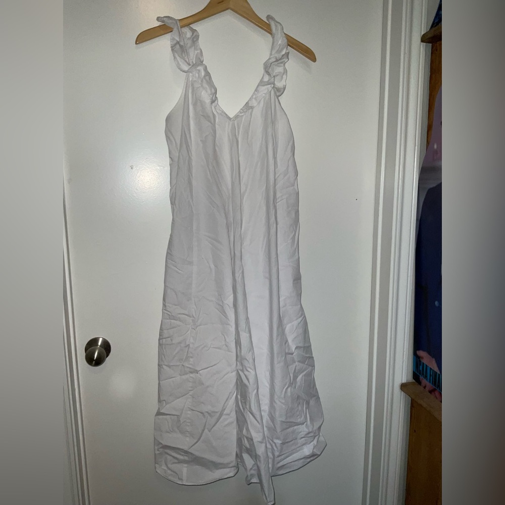 White Midi dress